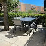 Le Cosy - T4 Avec Terrasse Privee, Face A La Avec Parking Et Wifi Lägenhet